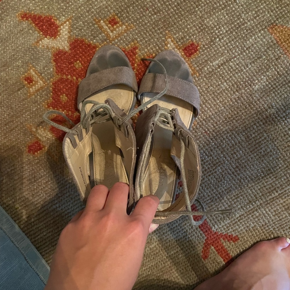 Size 7 Charlotte Russe mini heel/sandal. Good condition.